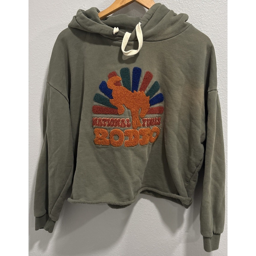 National Finals Rodeo Women's NFR Cut Off Sweatshirt Sz M Horse DAMAGE READ - Picture 1 of 13